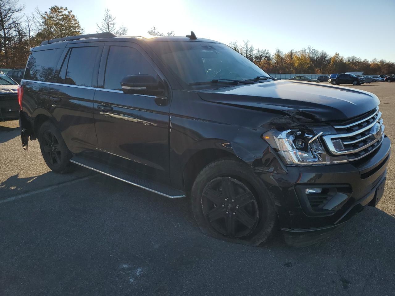 2021 FORD Expedition