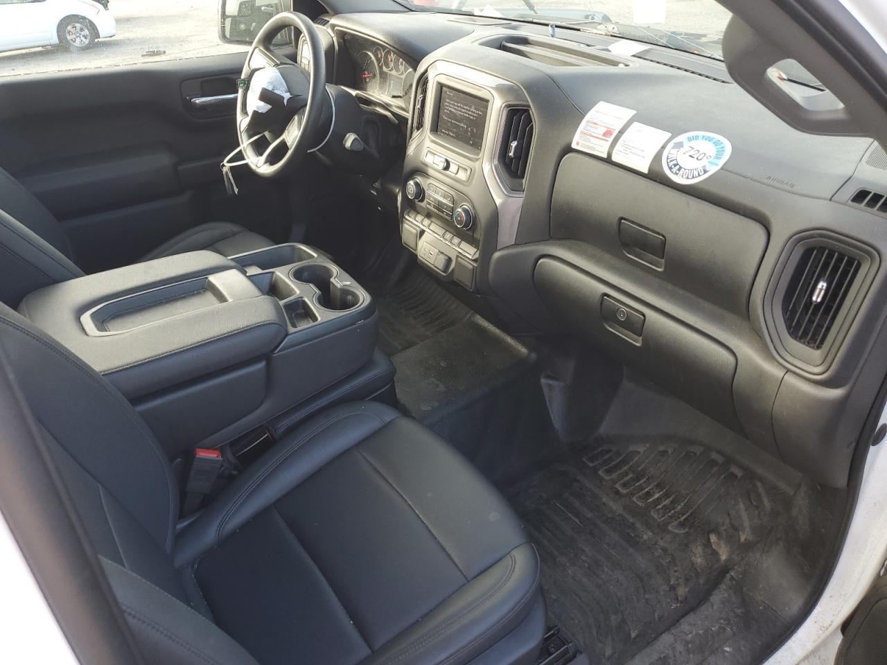 2023 CHEVROLET Silverado