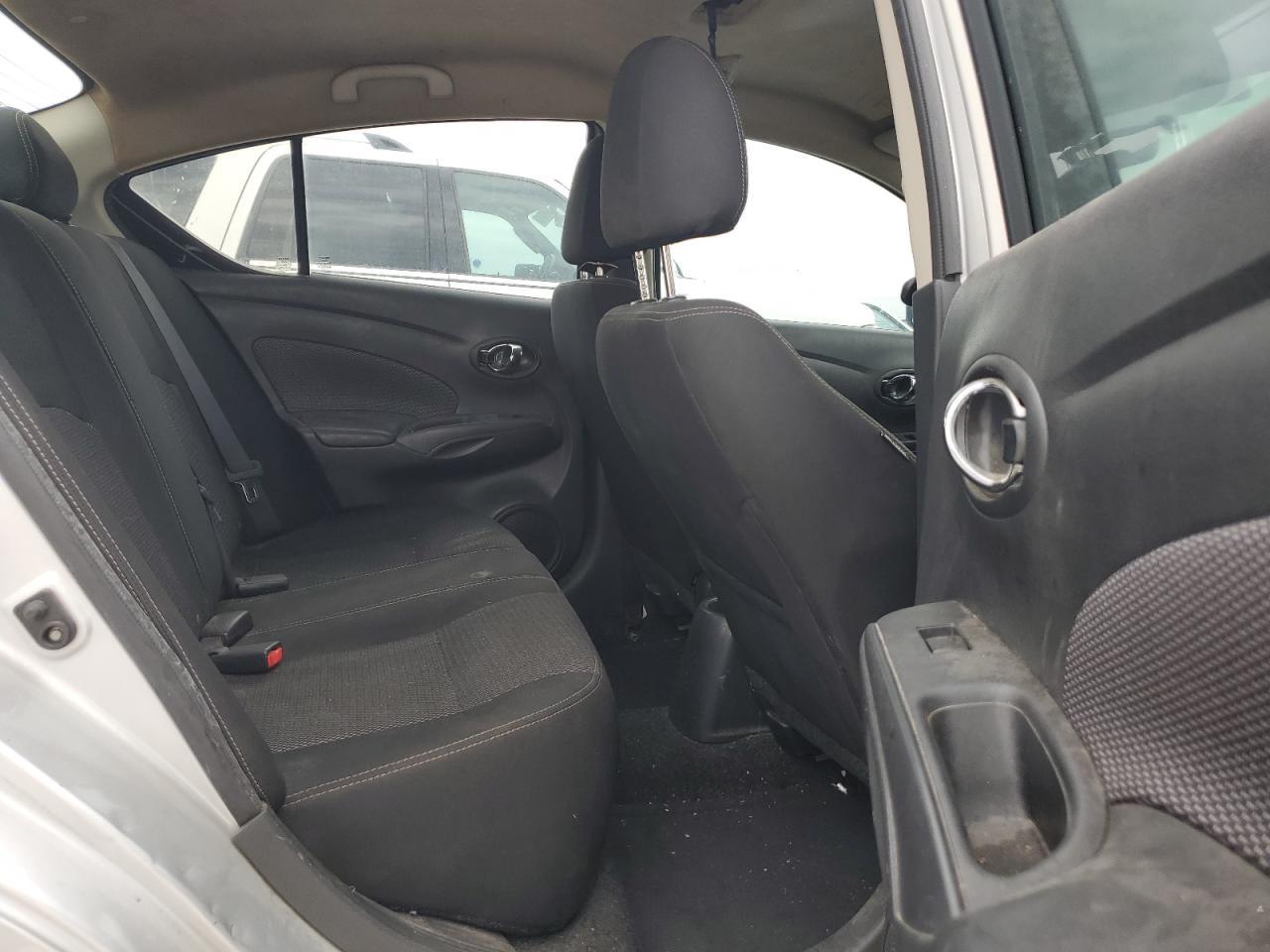 2019 NISSAN VERSA