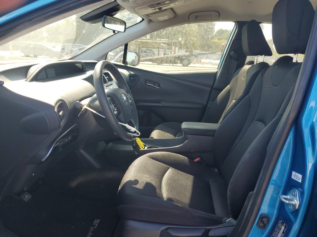 2019 TOYOTA PRIUS