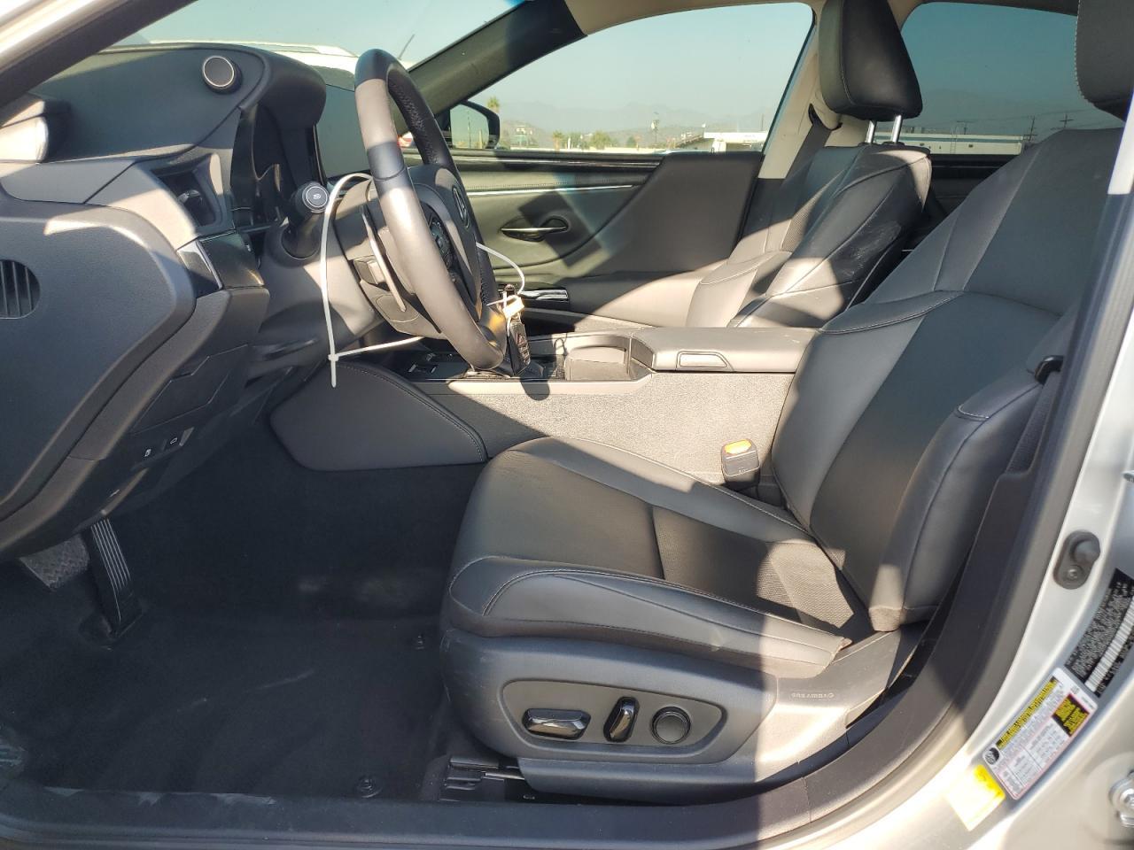 2024 LEXUS ES 350