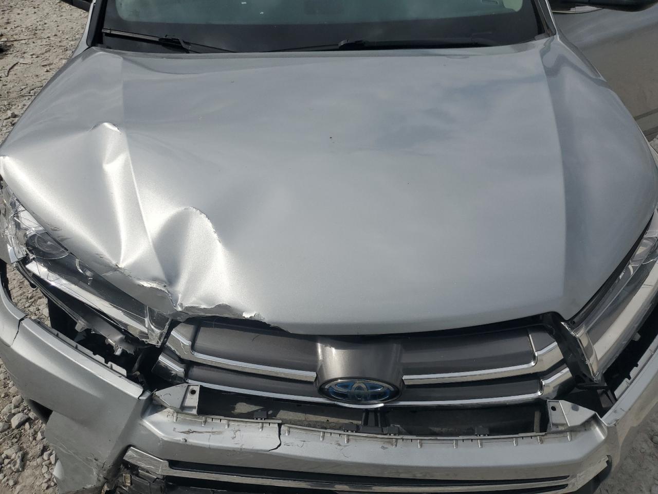 2017 TOYOTA HIGHLANDER