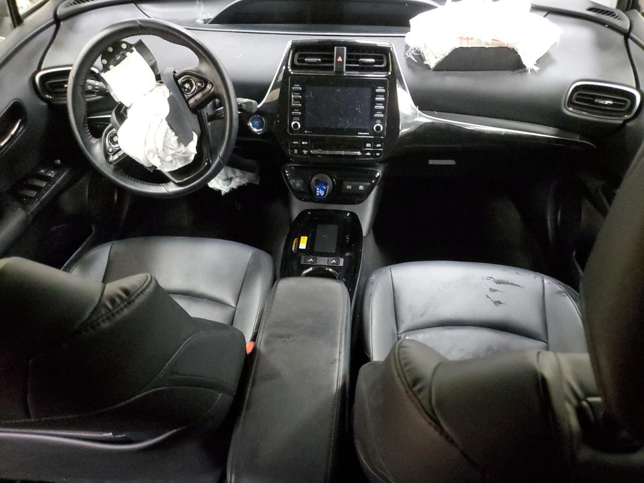 2022 TOYOTA PRIUS