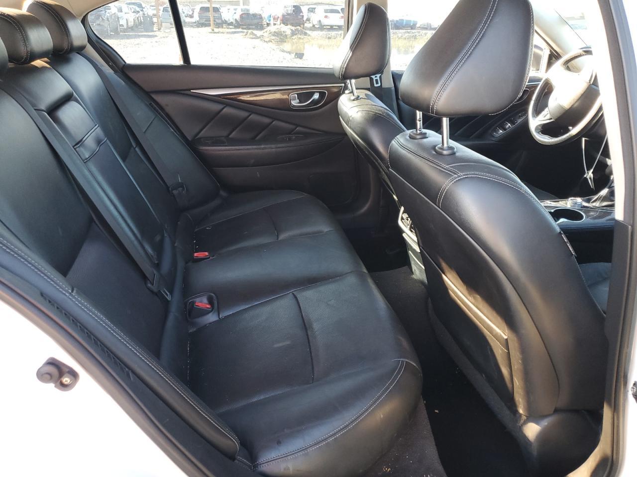 2014 INFINITI Q50
