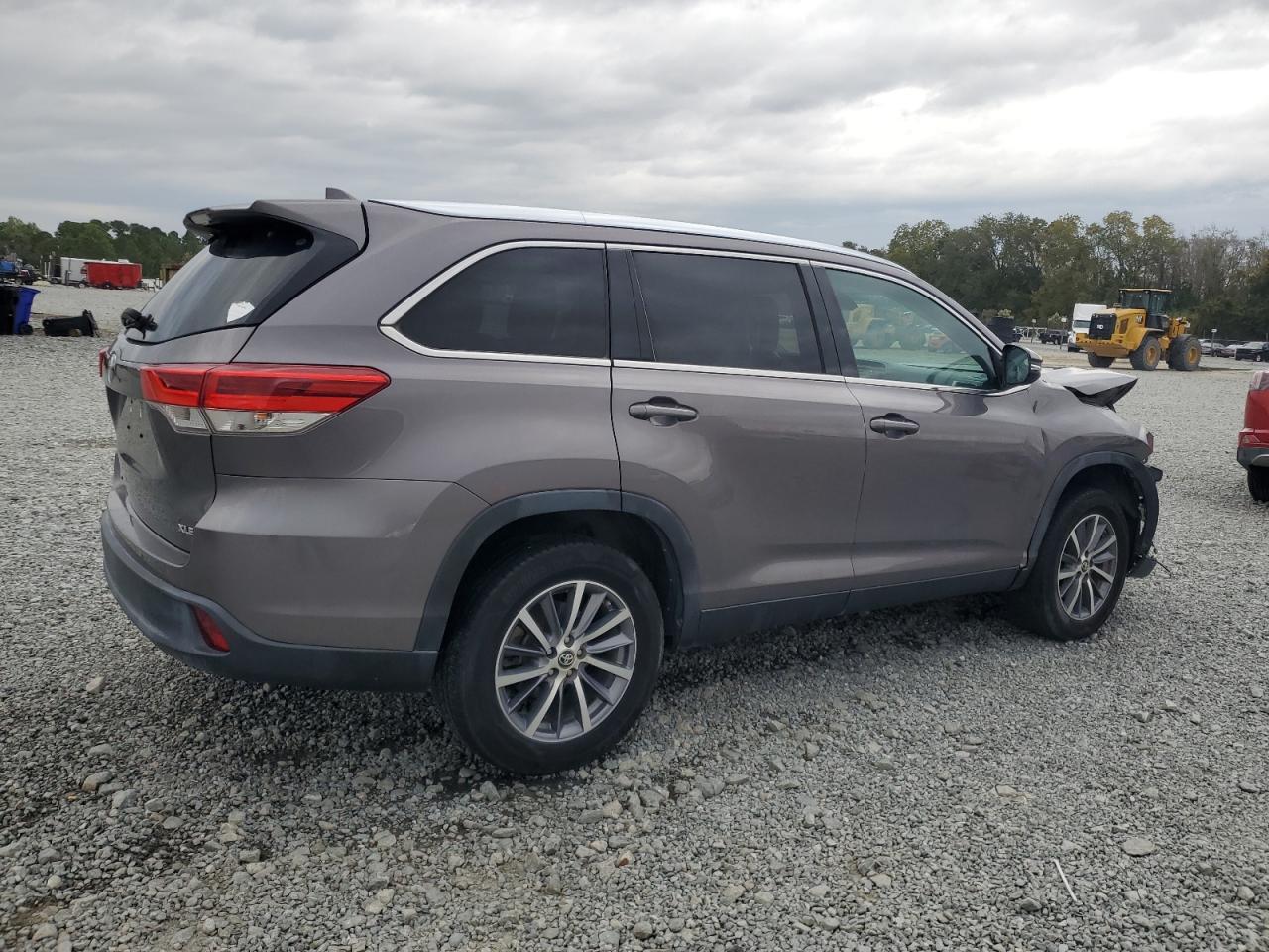 2019 TOYOTA HIGHLANDER
