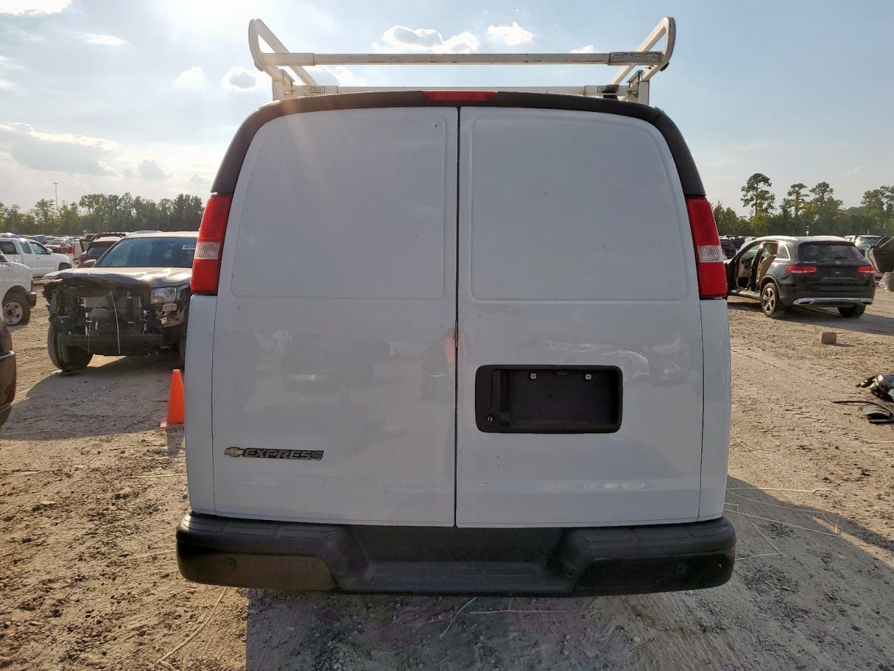 2023 CHEVROLET EXPRESS 2500