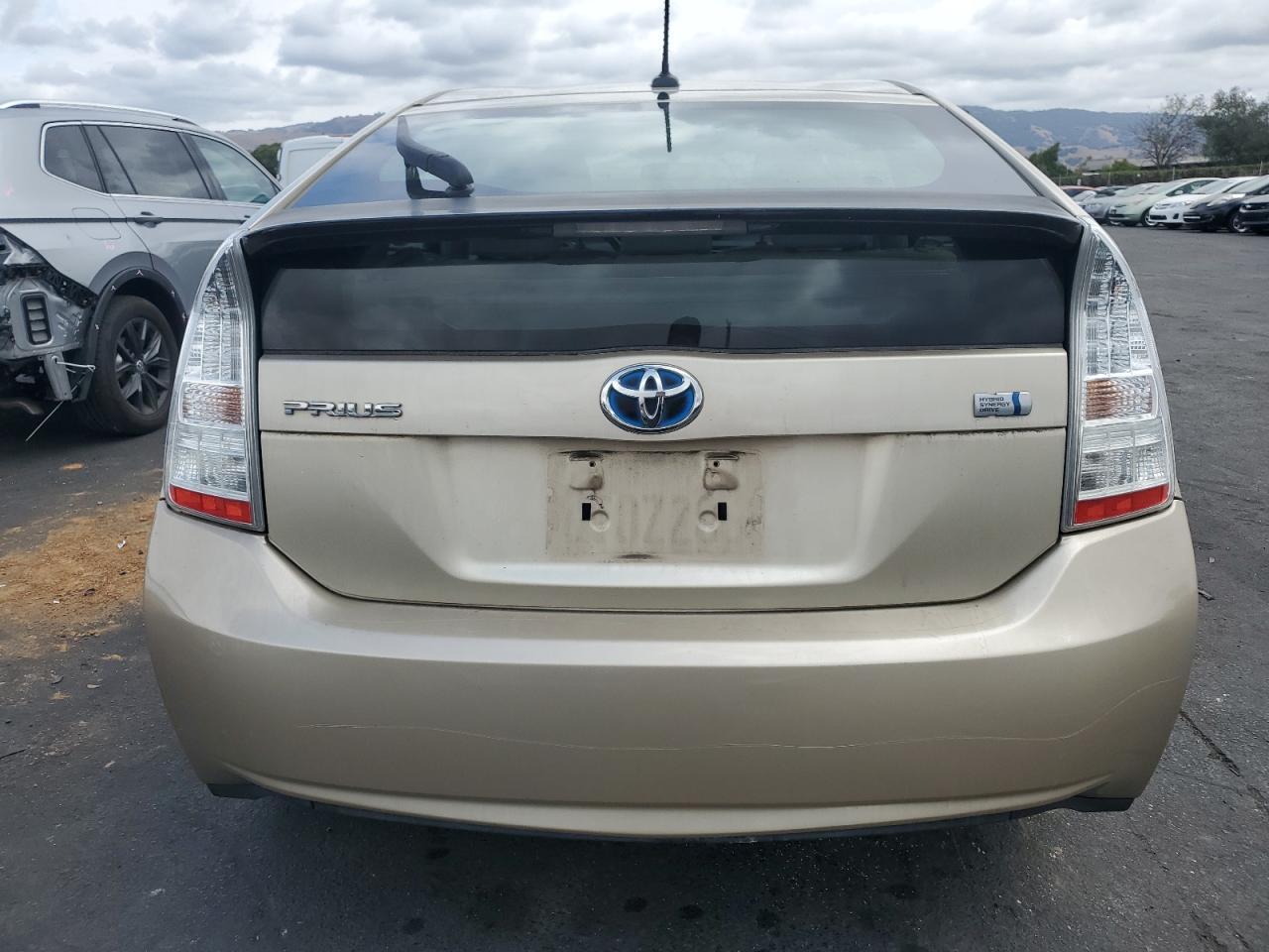 2011 TOYOTA PRIUS