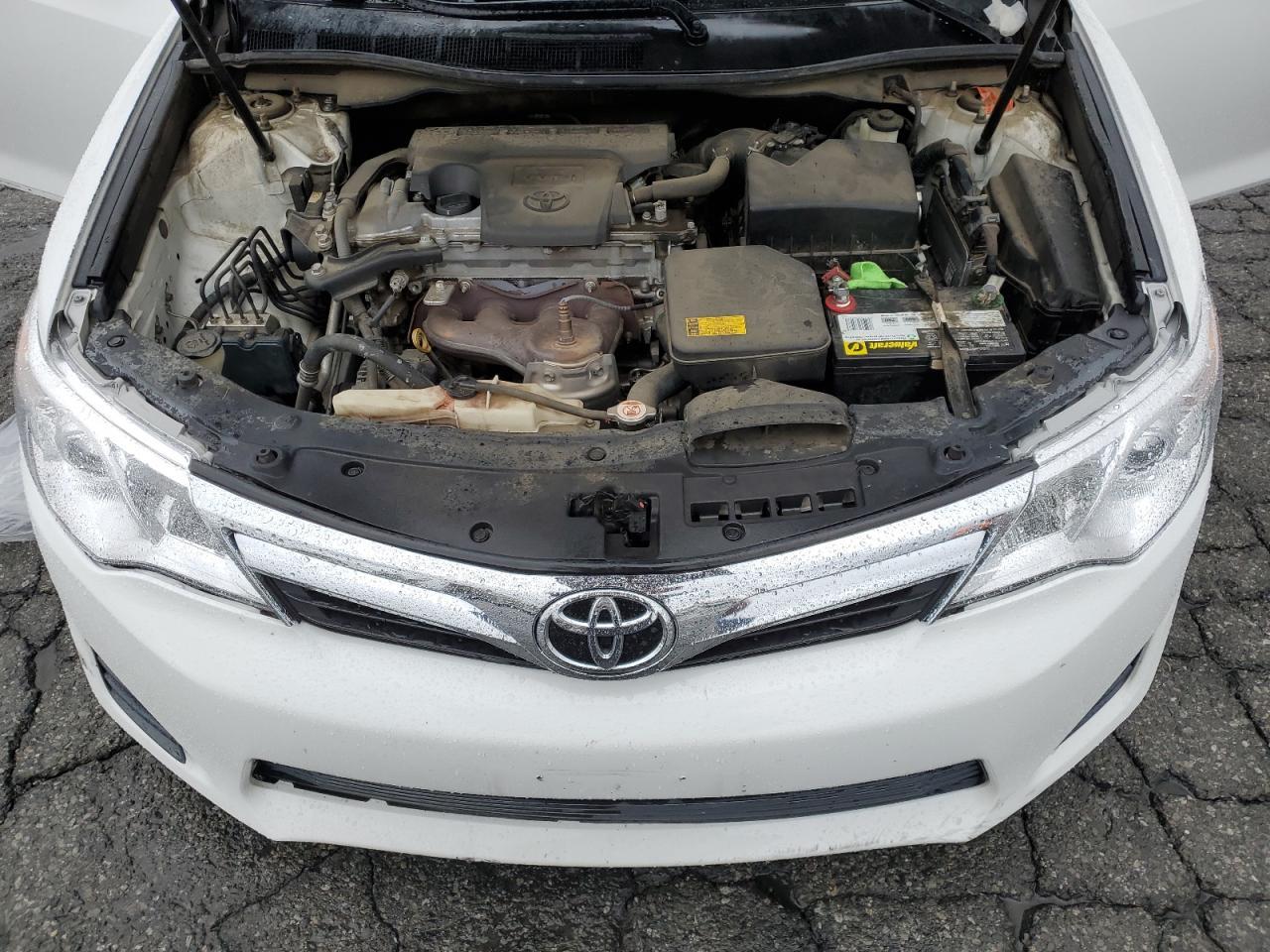 2014 TOYOTA CAMRY