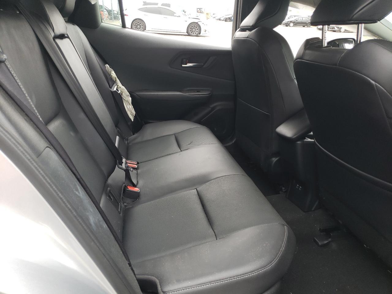 2024 TOYOTA PRIUS