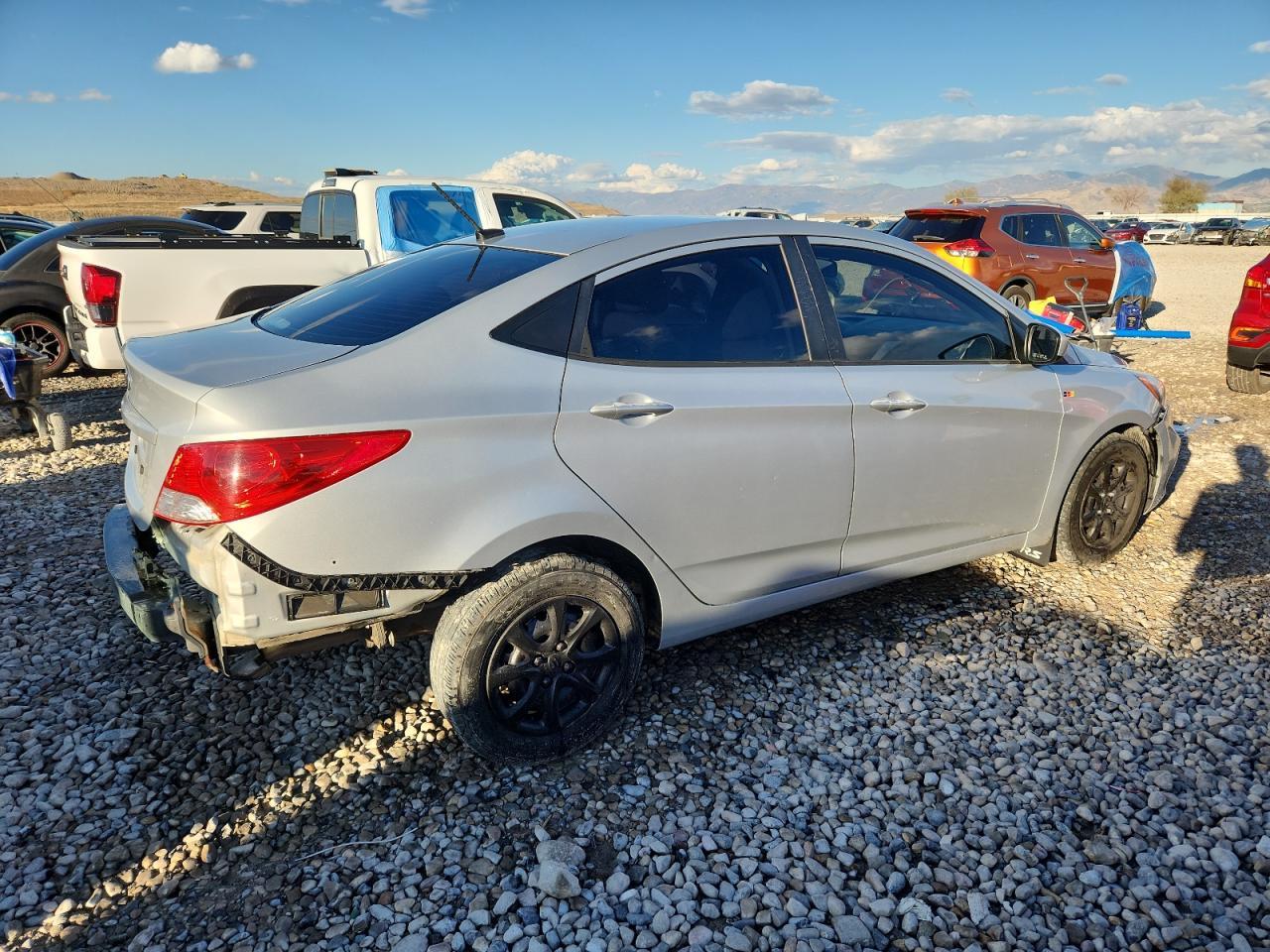 2013 HYUNDAI ACCENT