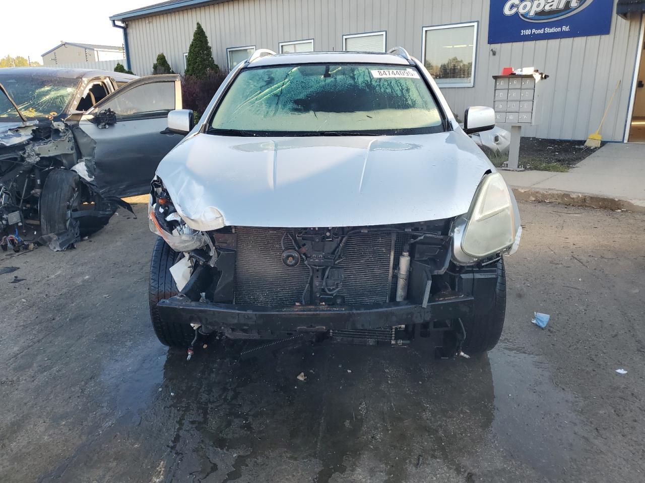 2011 NISSAN ROGUE