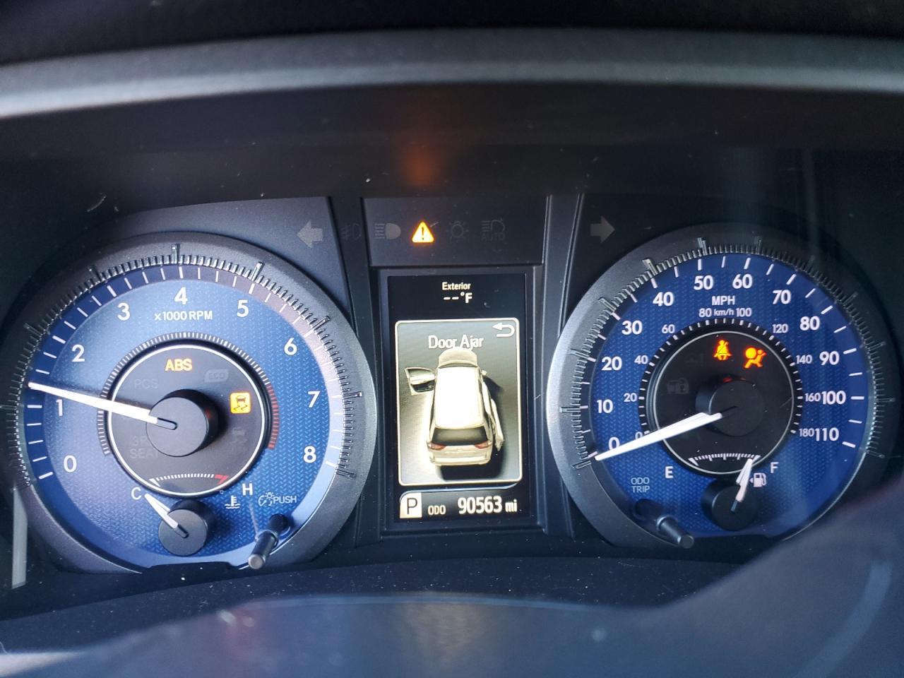 2015 TOYOTA SIENNA
