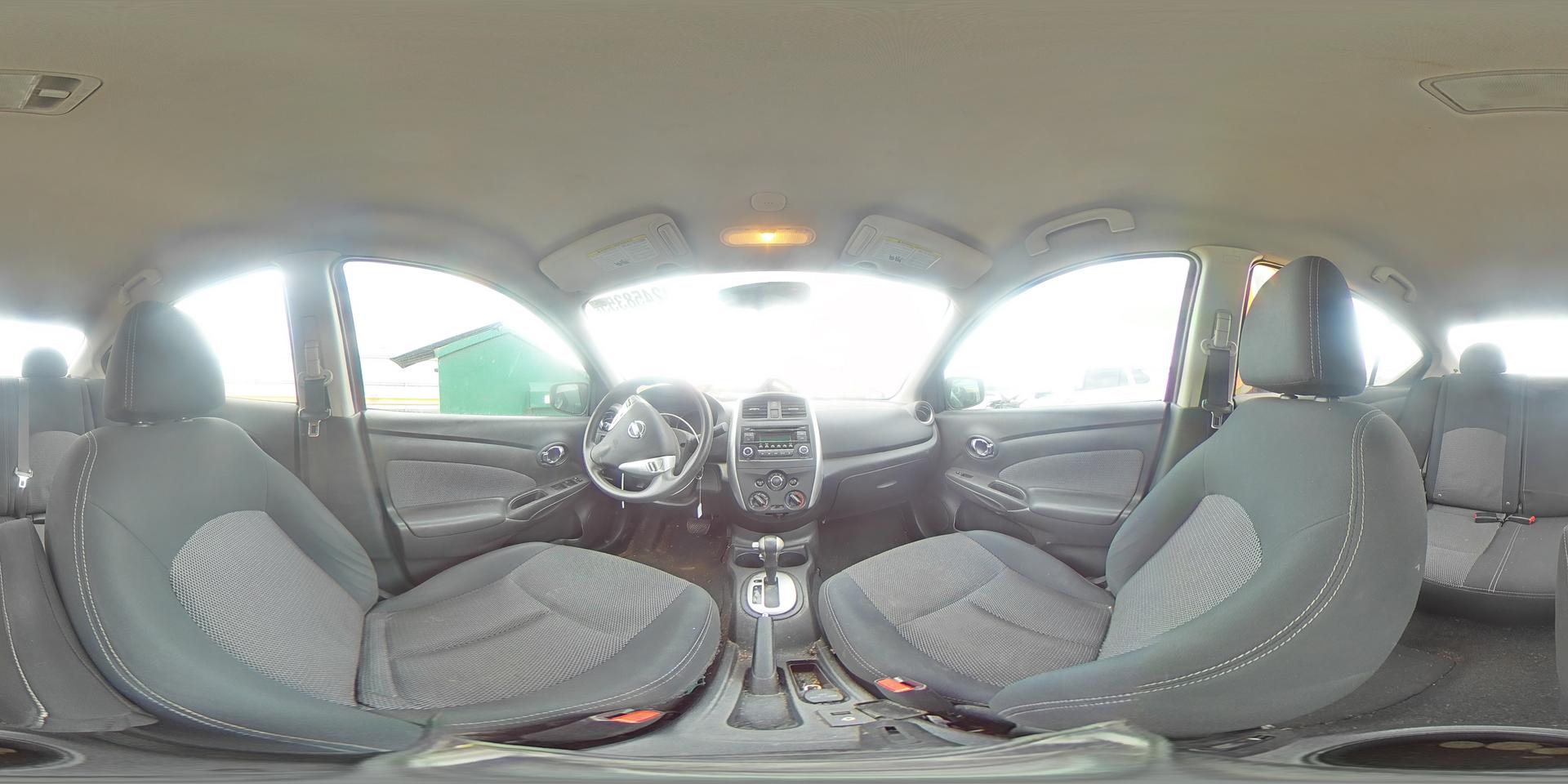 2015 NISSAN VERSA
