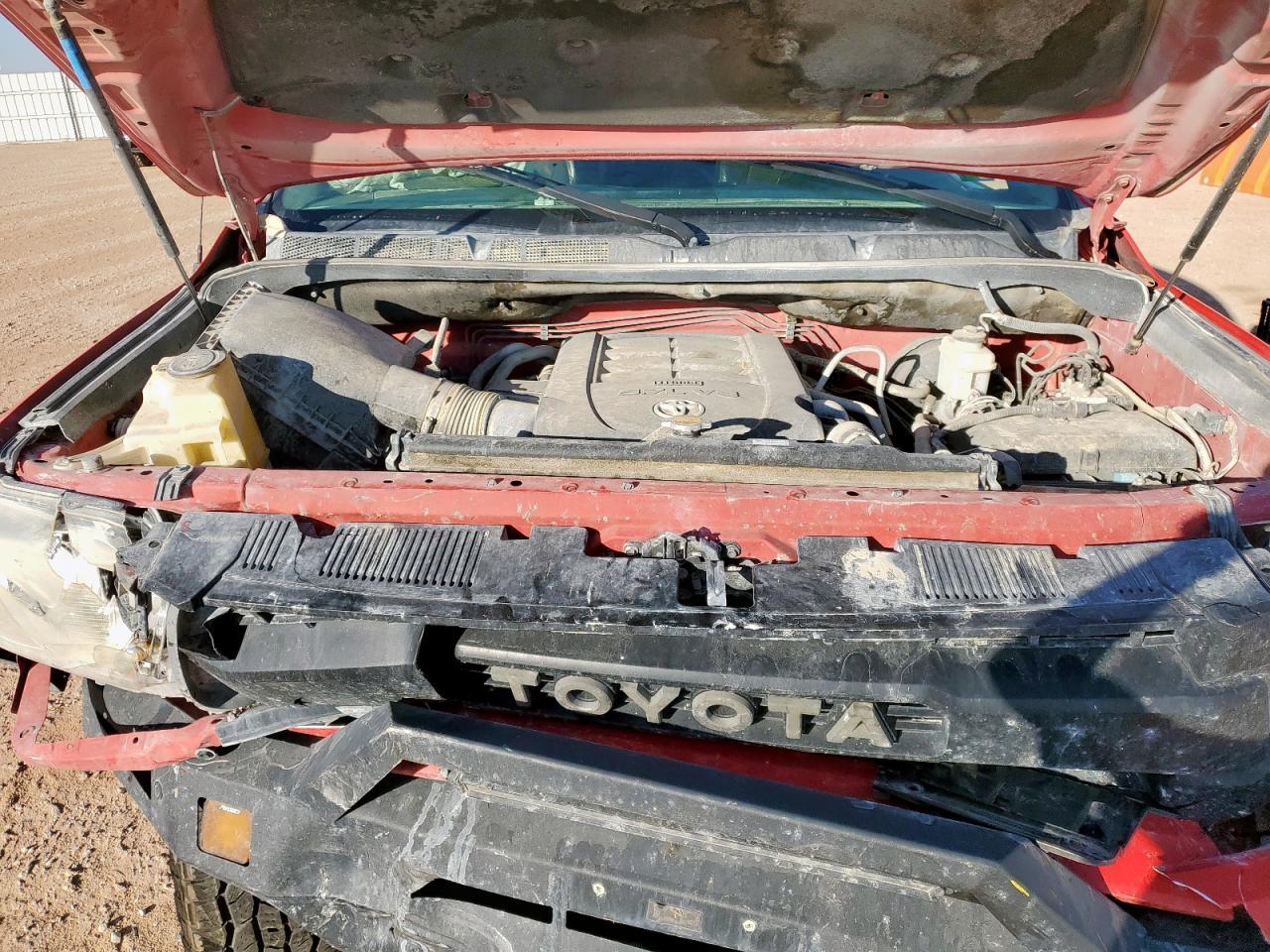 2016 TOYOTA TUNDRA