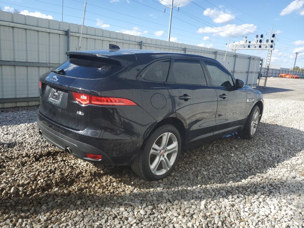 2017 JAGUAR F-Pace