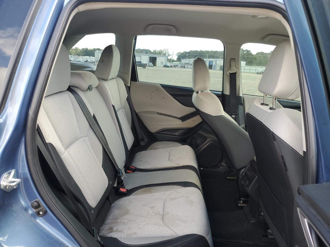2024 SUBARU FORESTER