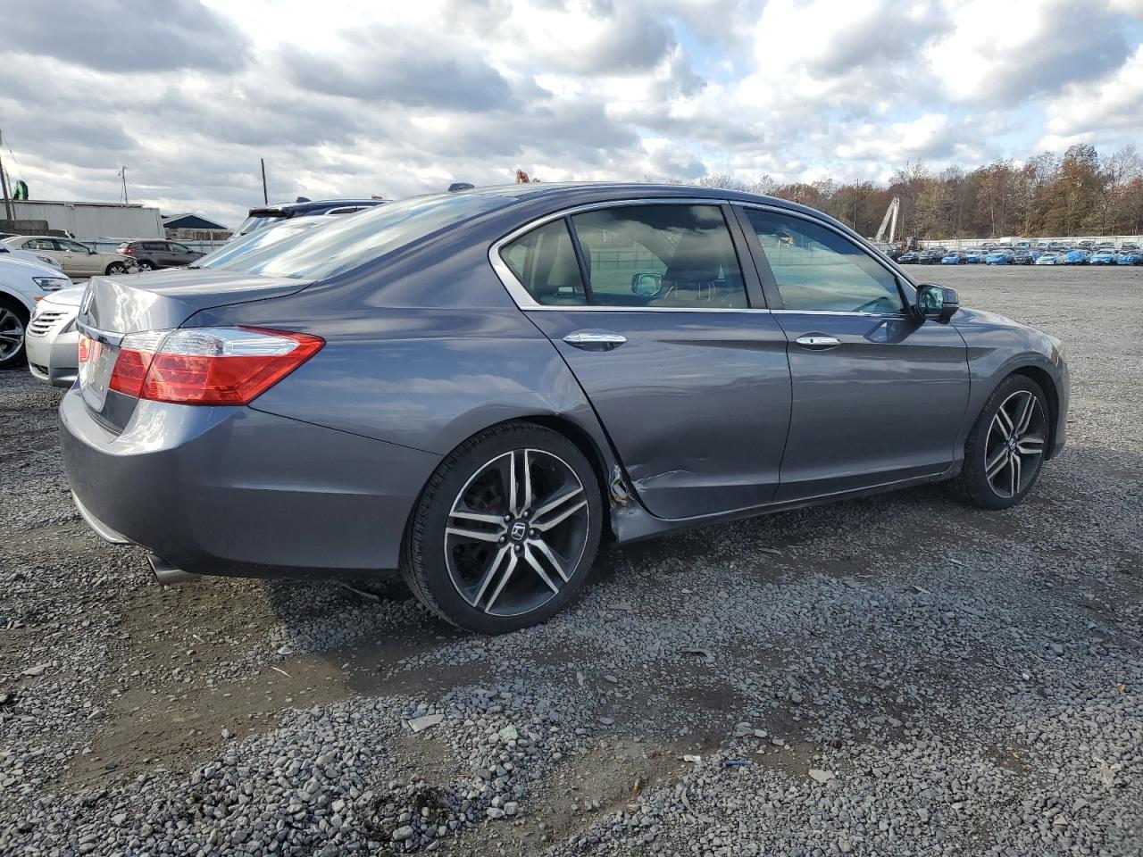 2015 HONDA ACCORD