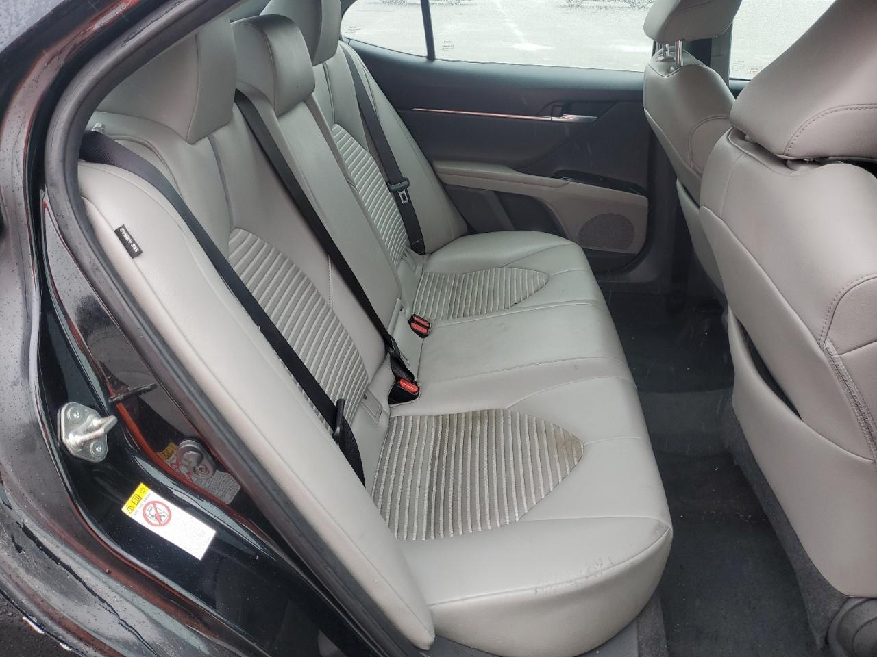 2018 TOYOTA CAMRY