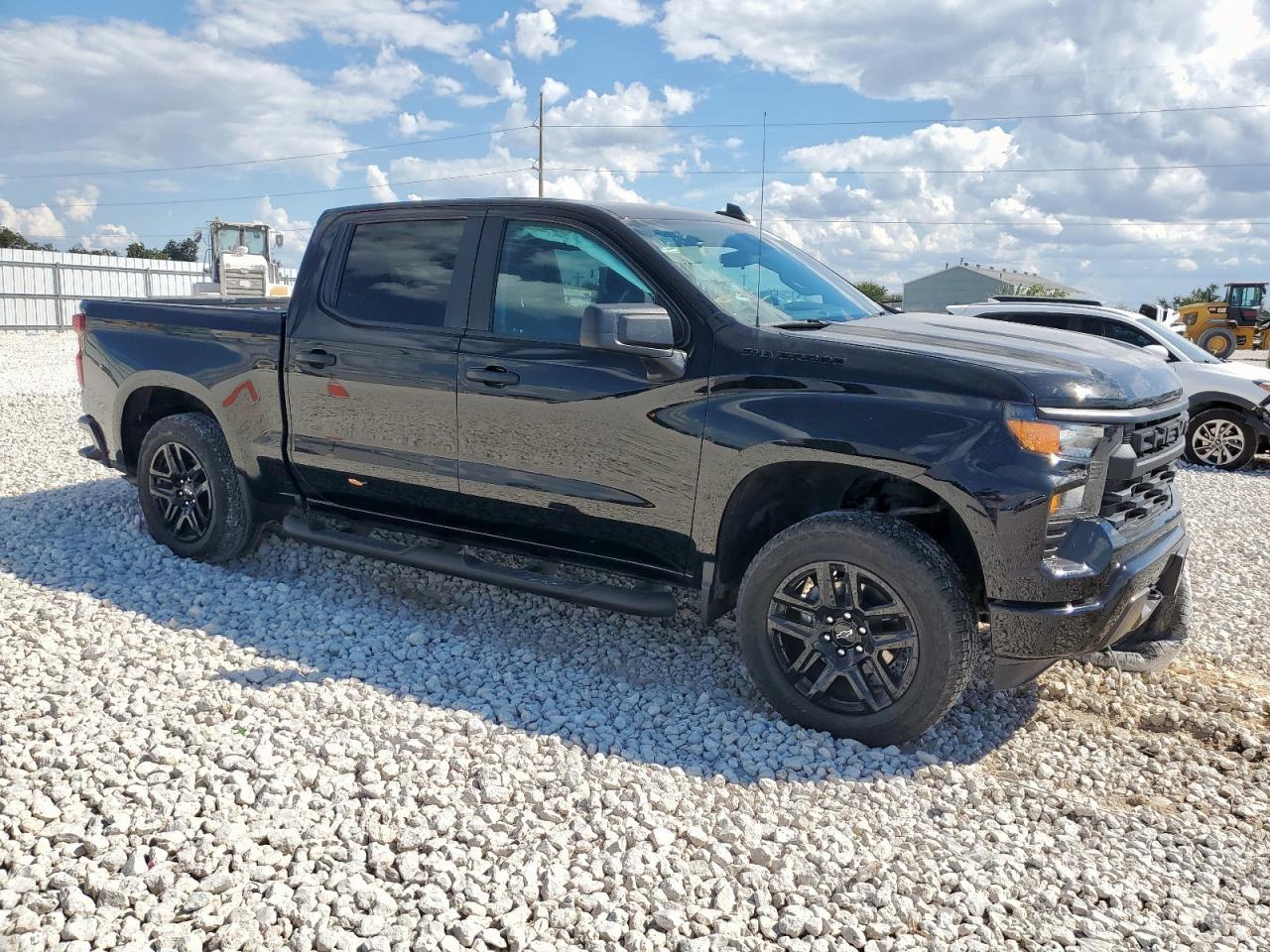 2024 CHEVROLET Silverado
