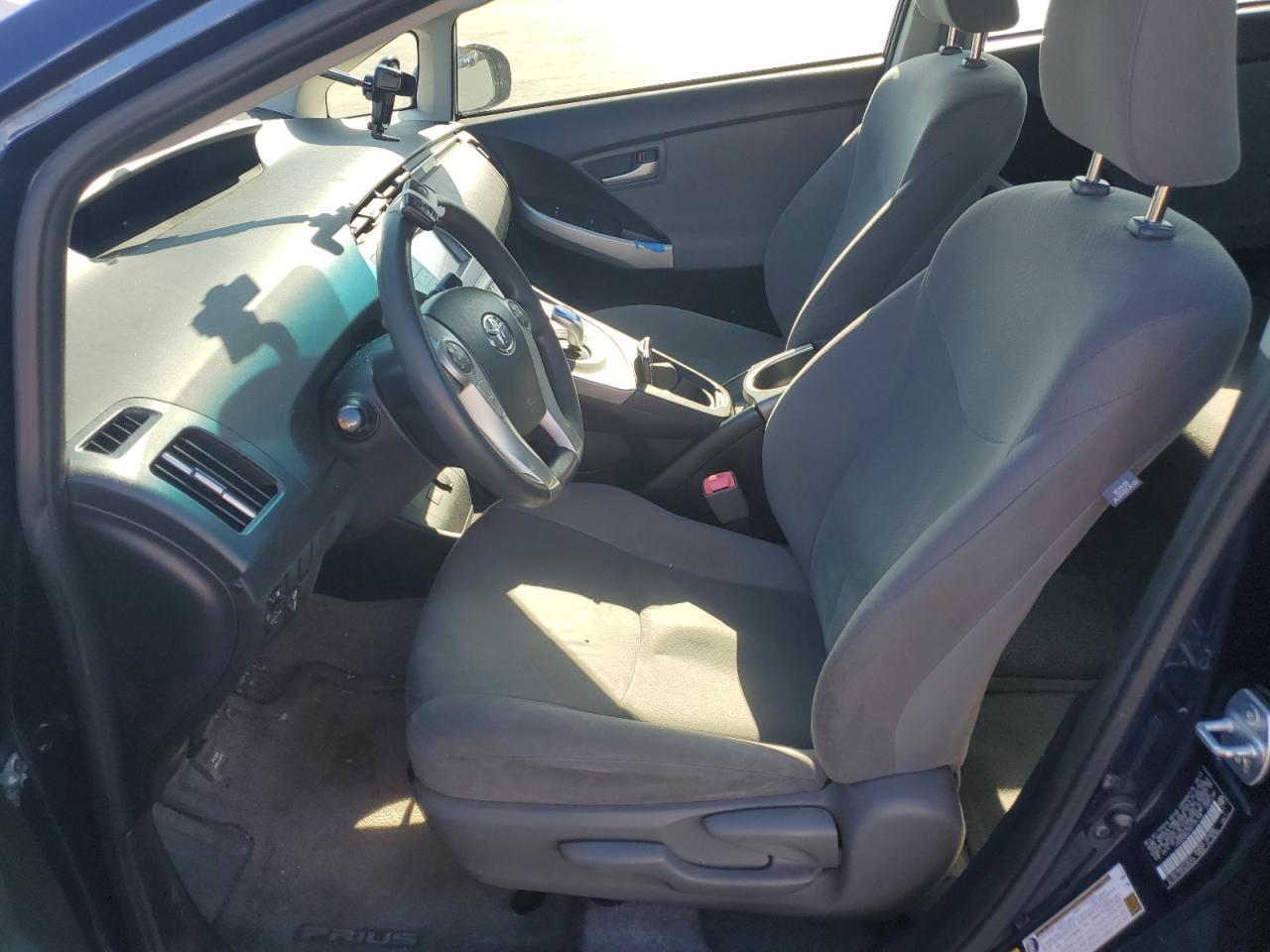2013 TOYOTA PRIUS