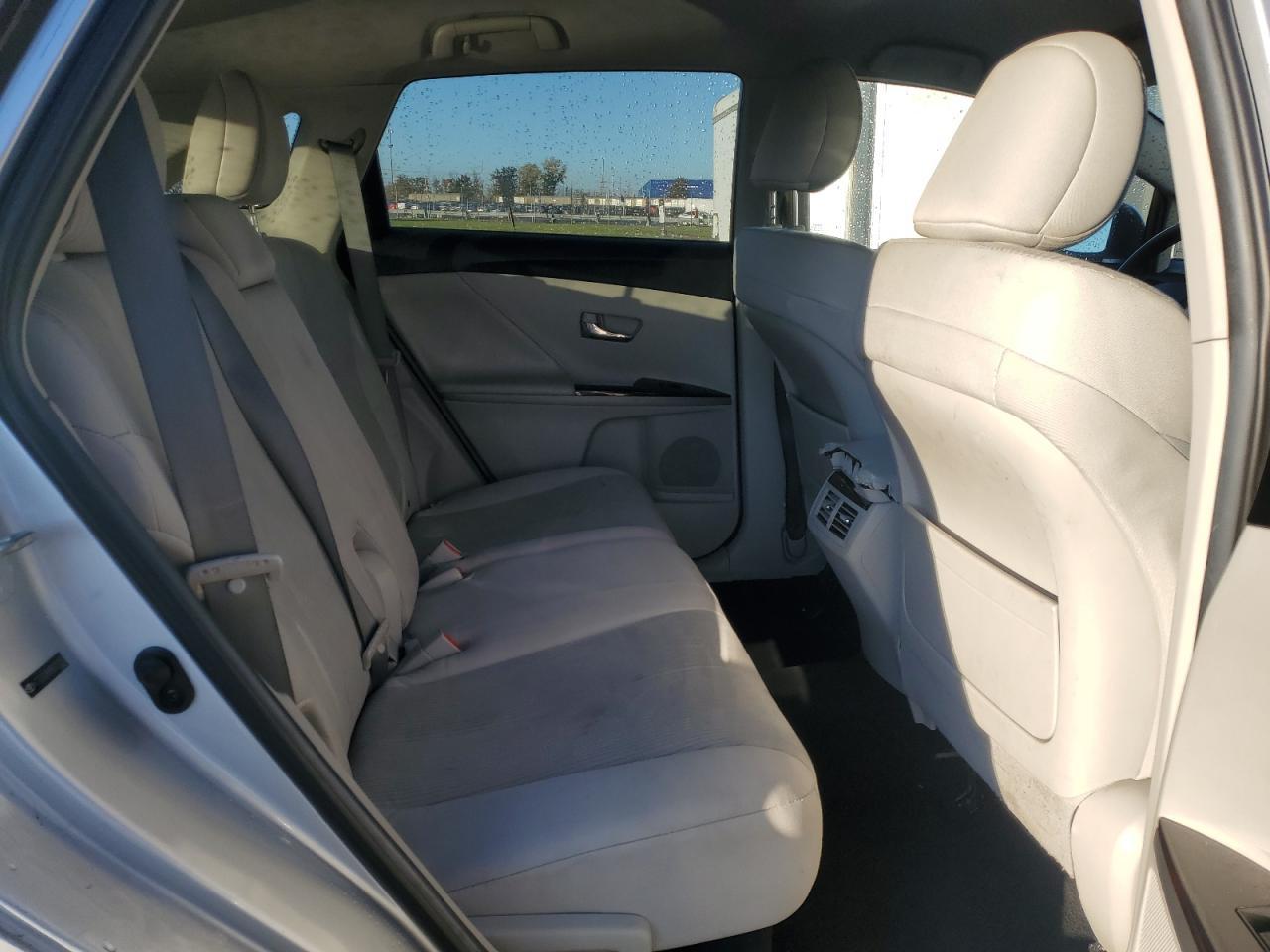 2011 TOYOTA VENZA