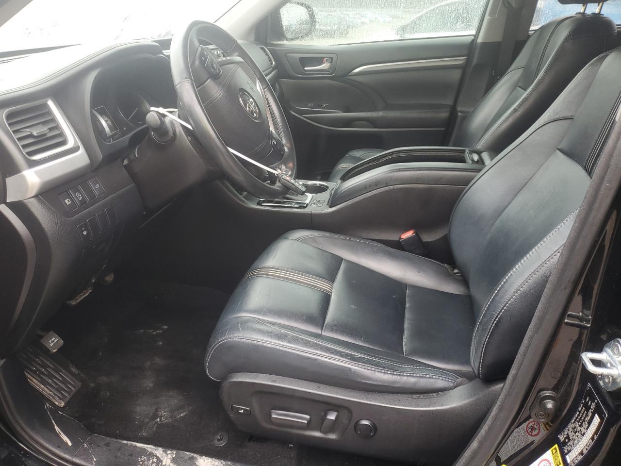 2017 TOYOTA HIGHLANDER