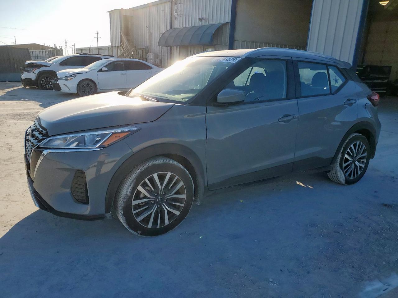 2018 NISSAN KICKS