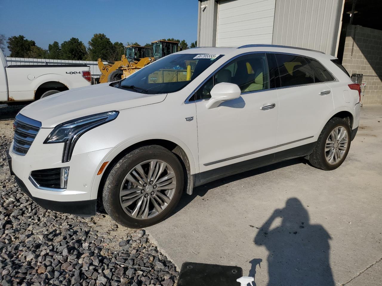 2017 CADILLAC XT5