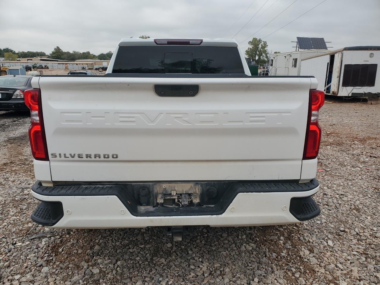 2021 CHEVROLET Silverado