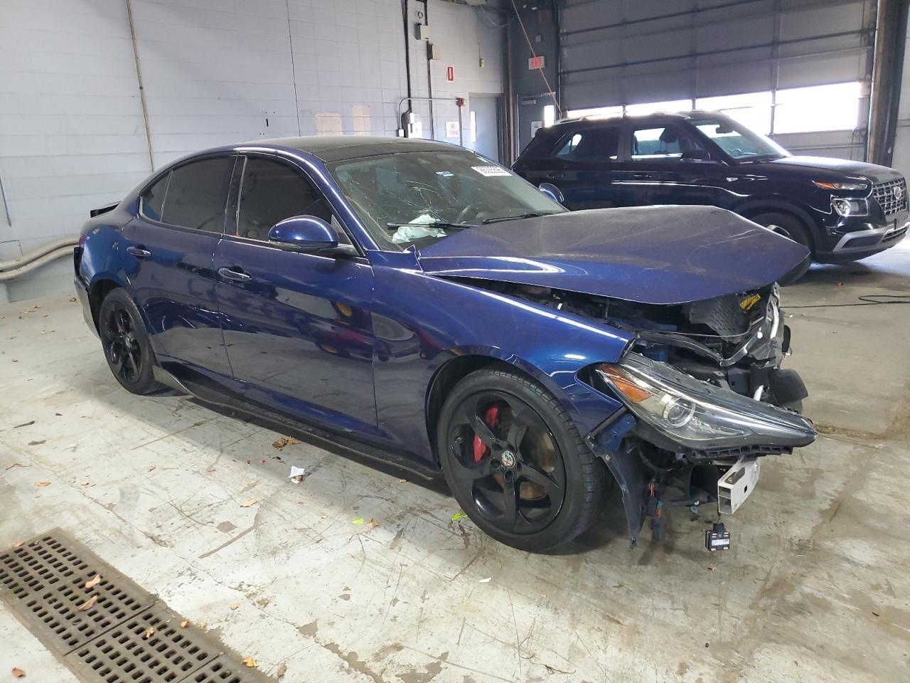 2017 ALFA ROMEO Giulia