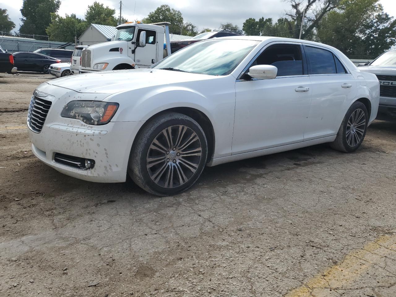 2013 CHRYSLER 300
