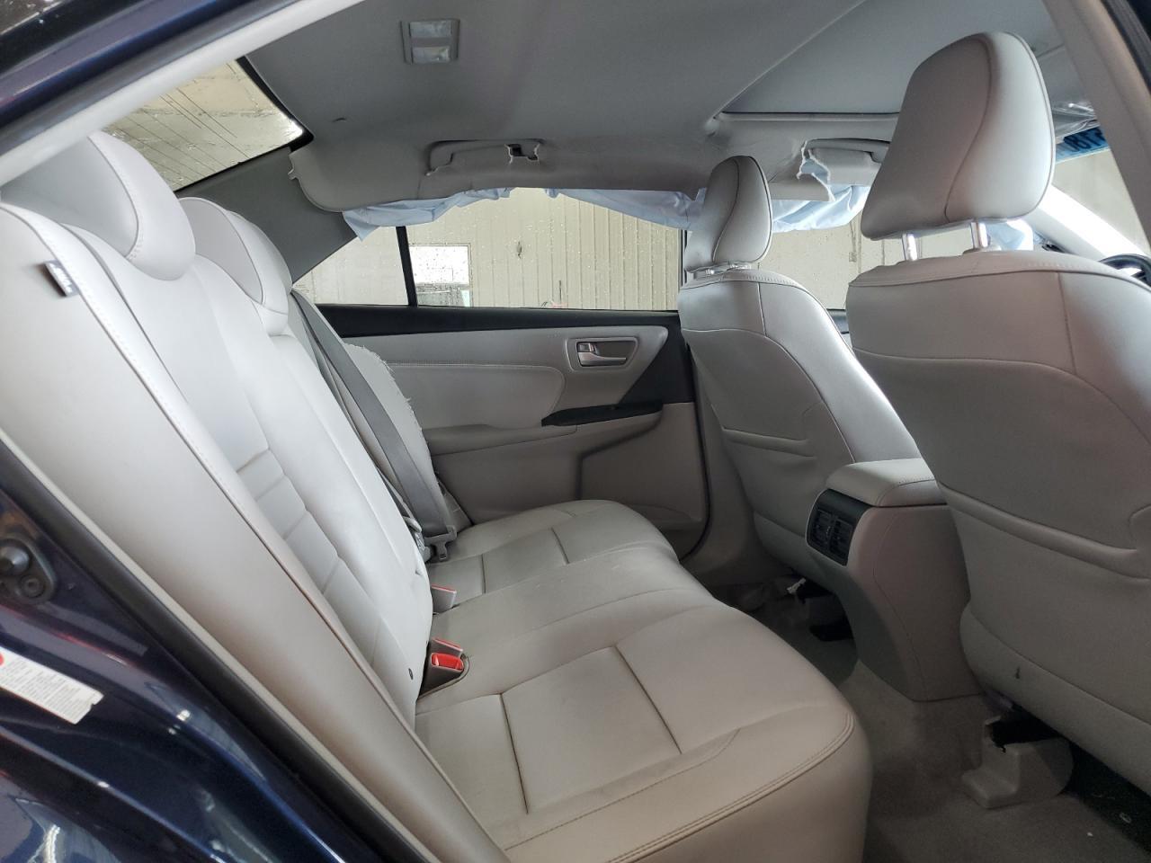 2017 TOYOTA CAMRY