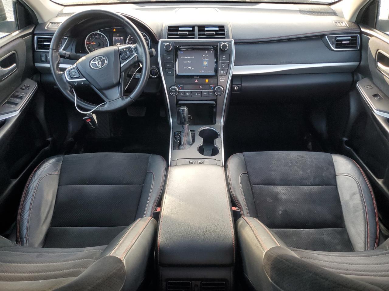 2016 TOYOTA CAMRY