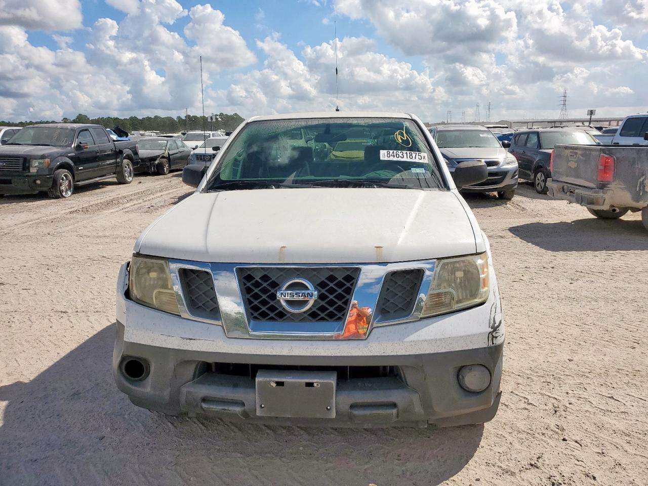 2012 NISSAN Frontier
