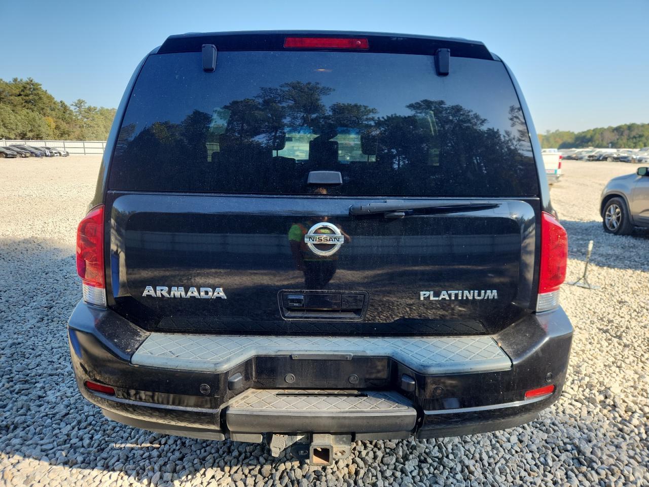2012 NISSAN Armada