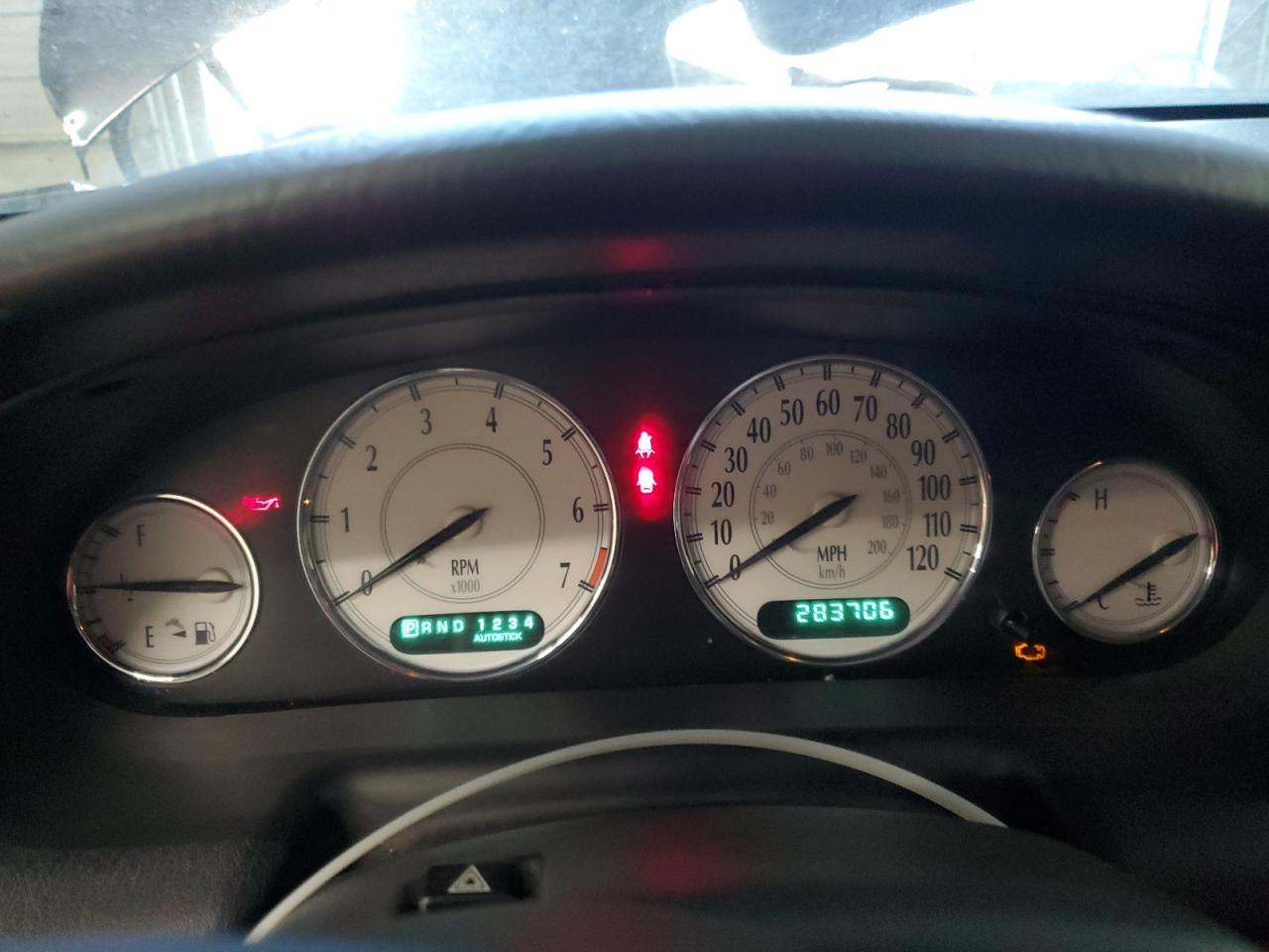 2002 CHRYSLER 300m