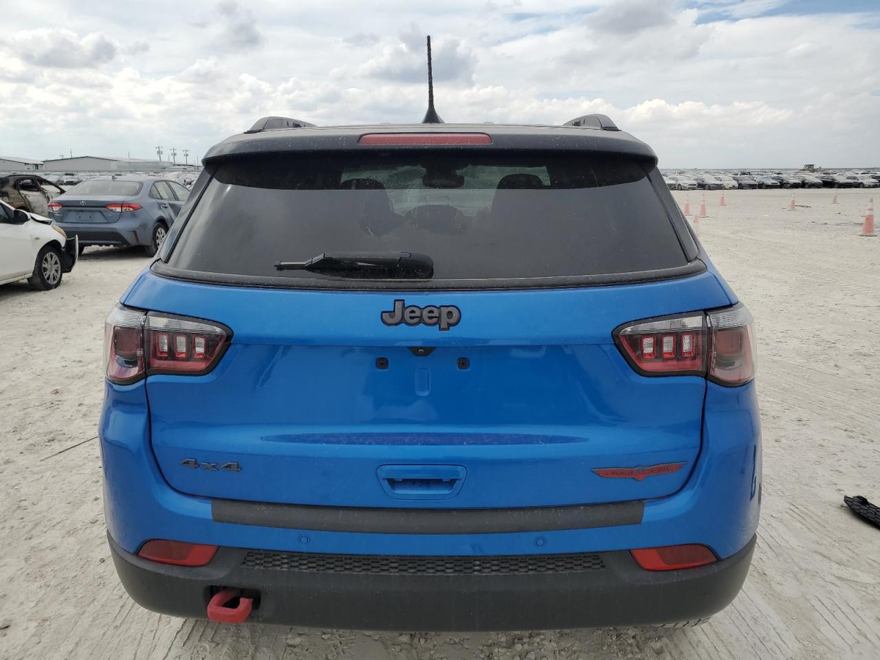 2023 JEEP Compass