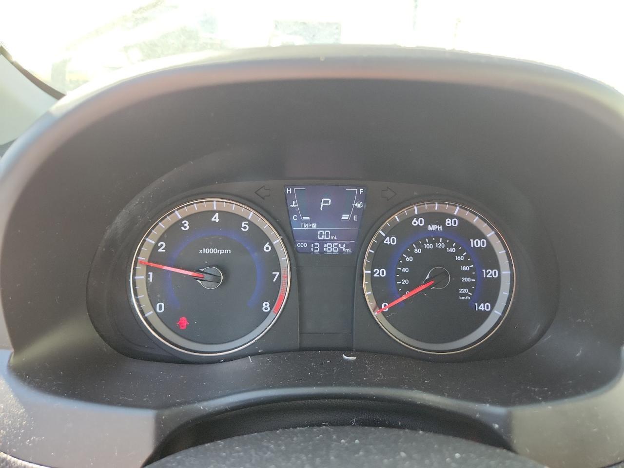 2012 HYUNDAI ACCENT