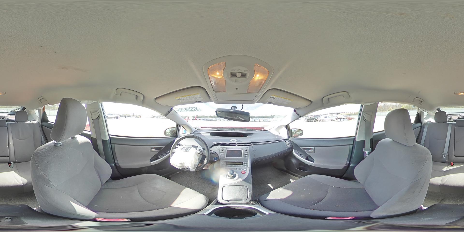 2013 TOYOTA PRIUS
