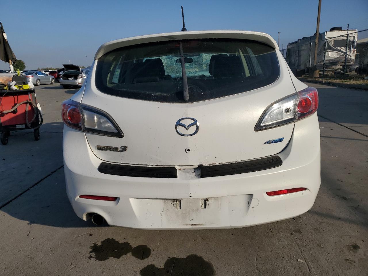 2013 MAZDA 3