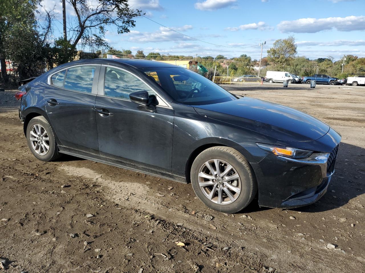 2022 MAZDA 3