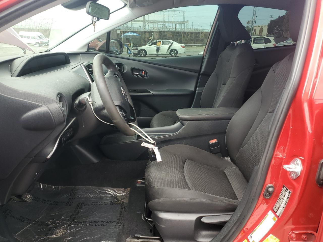 2019 TOYOTA PRIUS