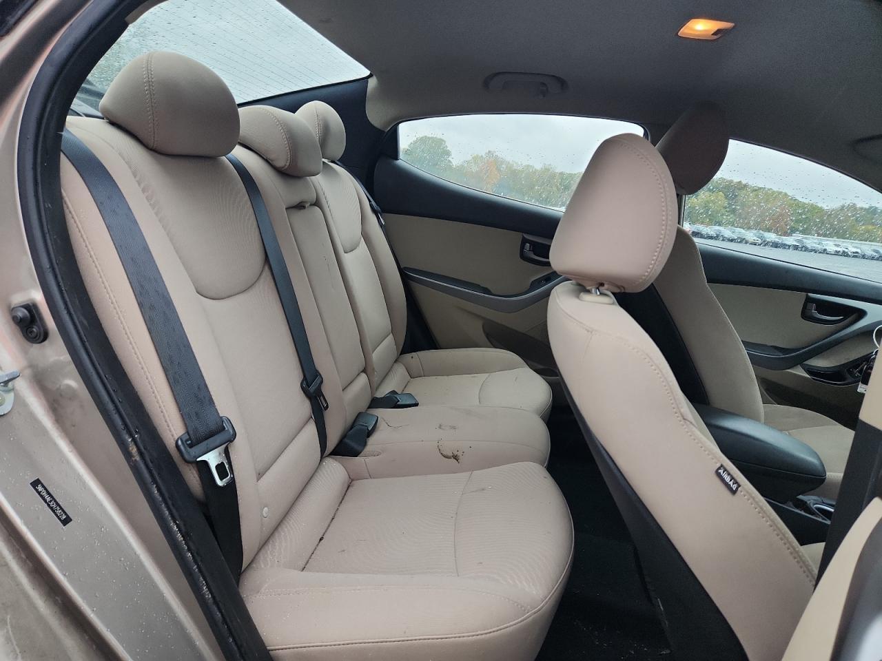 2016 HYUNDAI ELANTRA