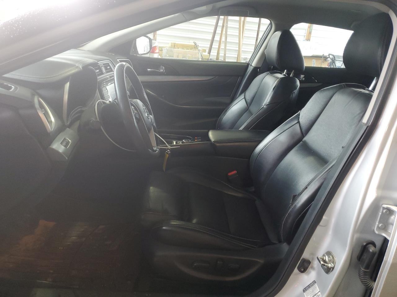 2016 NISSAN Maxima