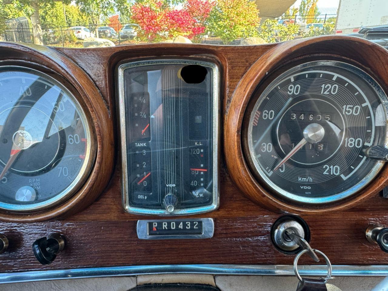1965 MERCEDES-BENZ