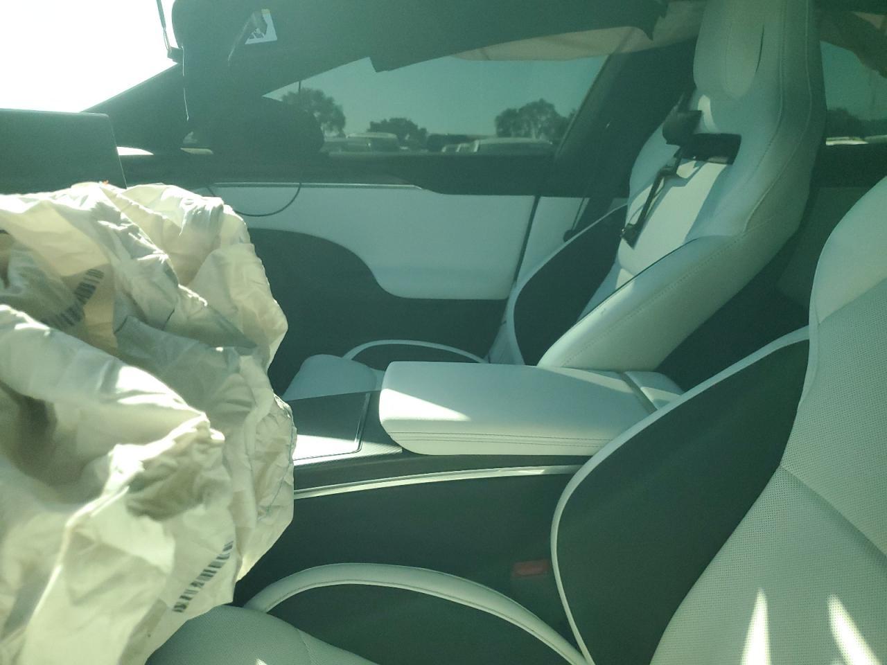 2021 TESLA MODEL S