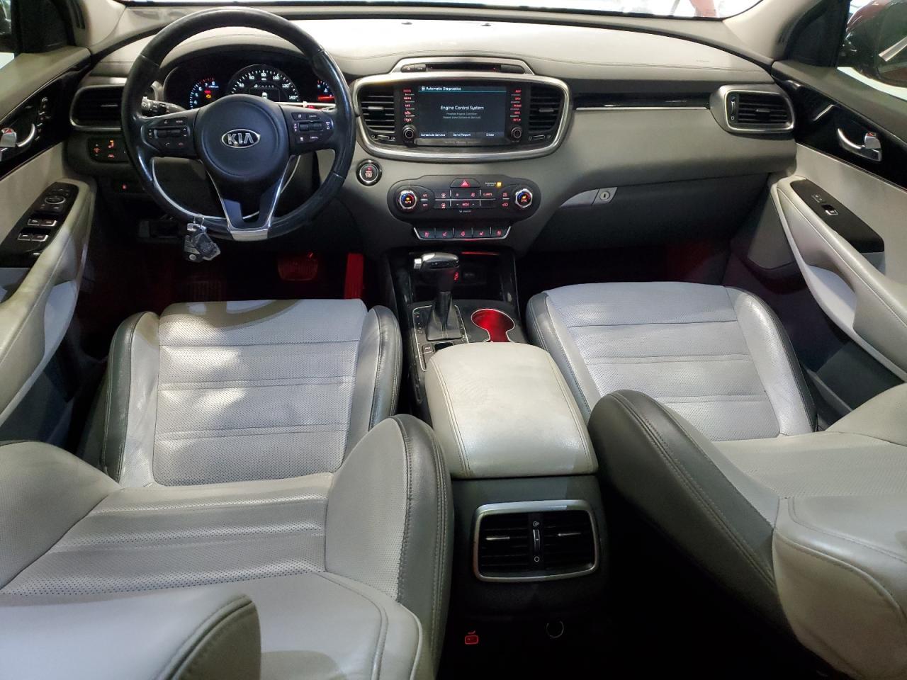 2017 KIA SORENTO