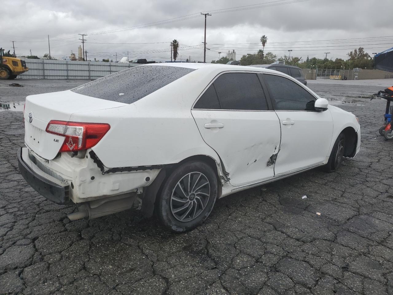2014 TOYOTA CAMRY