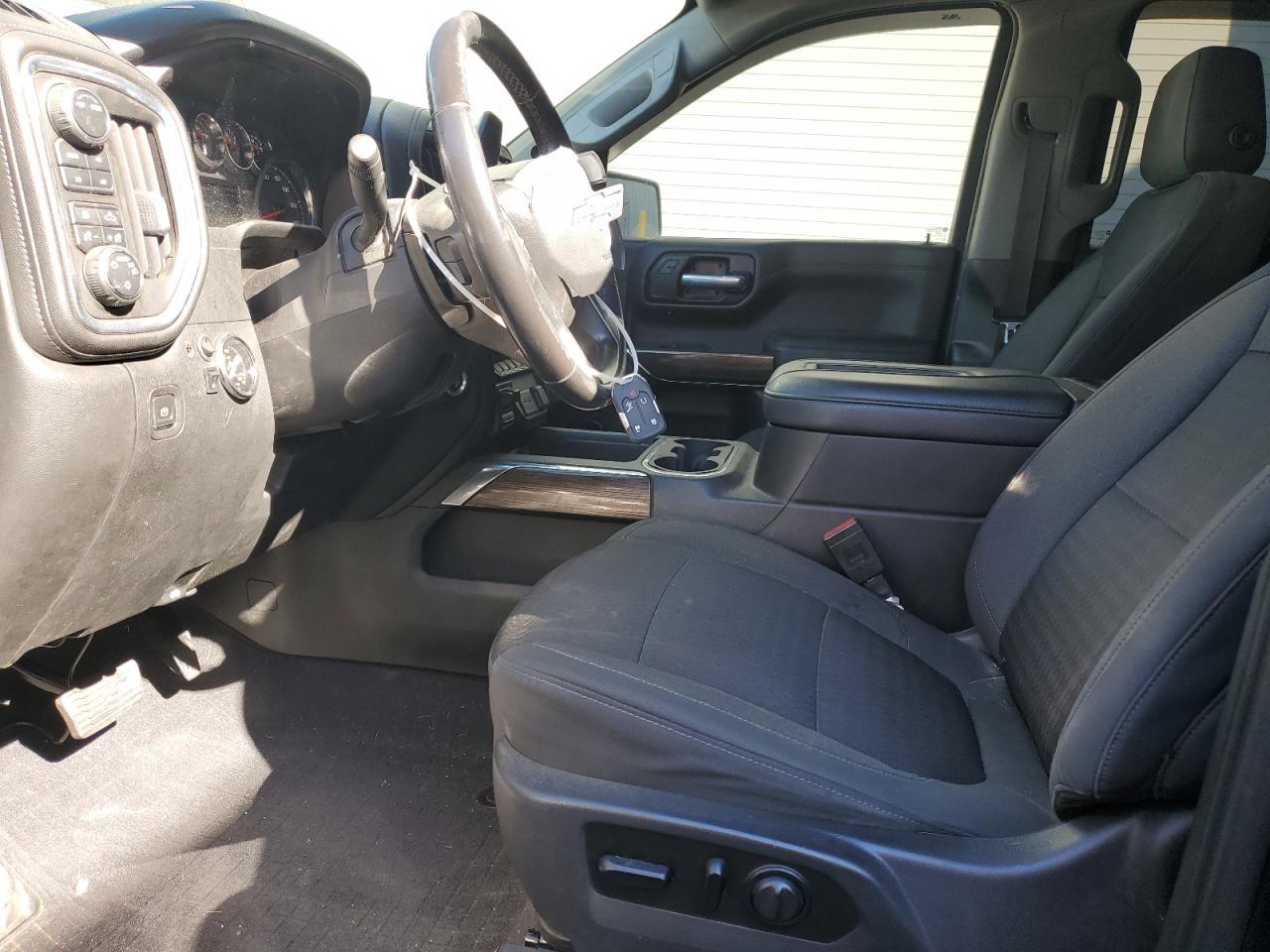 2021 CHEVROLET Silverado