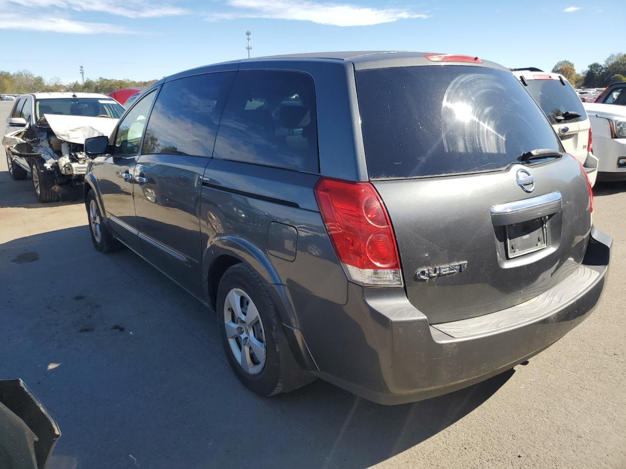 2009 NISSAN Quest